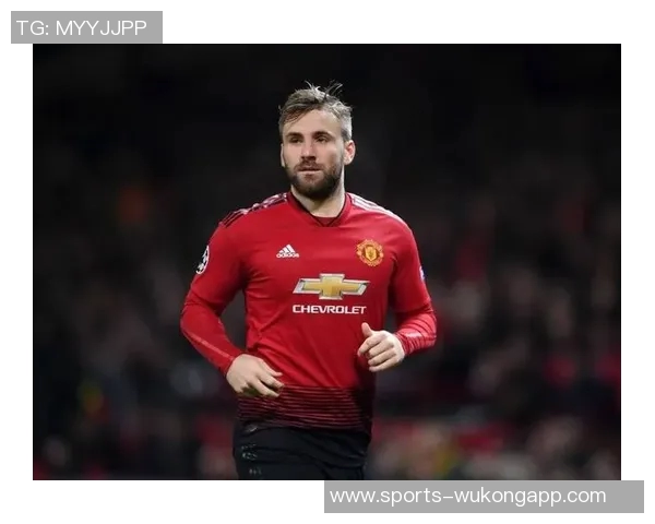 琼斯谈利马伤势恢复情况卢克肖在左中卫位置展现出良好状态