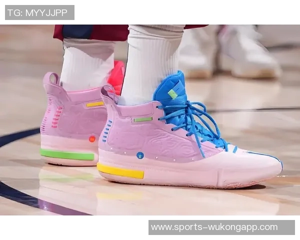 森林狼官方社媒展示爱德华兹新战靴AE2引发球迷热议是否比第一代更出色