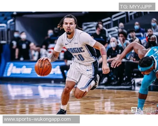 卡梅隆克里斯蒂第三节表现出色6中4砍下12分2助攻展现潜力