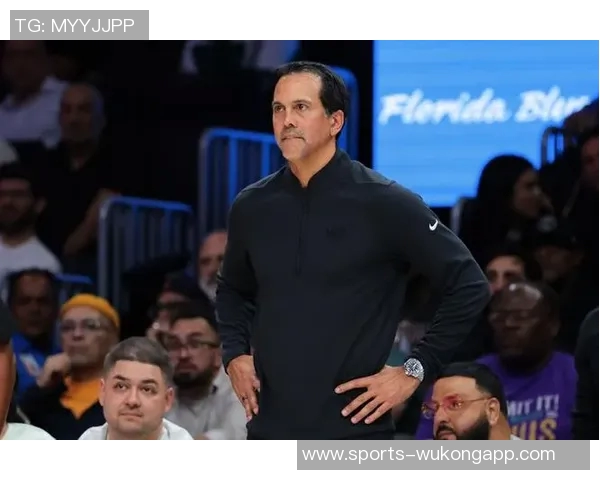 热火全队齐发力半场9人得分5人上双展现团队实力