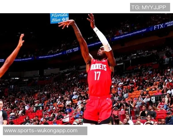 小卡首节表现抢眼9投4中斩获10分5篮板罚球全中助力球队攻势 小卡首节表现抢眼9投4中斩获10分5篮板罚球全中助力球队攻势