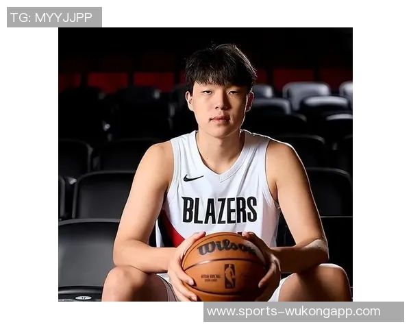 杨瀚森失误频繁遭主帅更换最后关键边线球应由他发出 杨瀚森失误频繁遭主帅更换最后关键边线球应由他发出